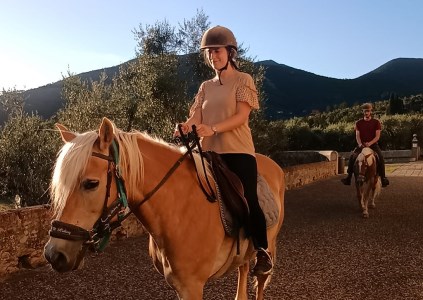 Giornata Country - pasti sul fuoco, ranch di campagna ed escursioni a cavallo